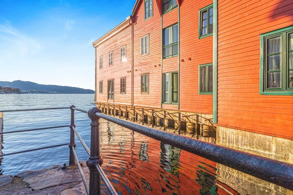 Ocean-View Haven: Take A Swim From Your Window! Μπέργκεν Εξωτερικό φωτογραφία